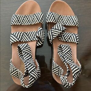 Catherines Black and White Woven Strappy Women's Sandals